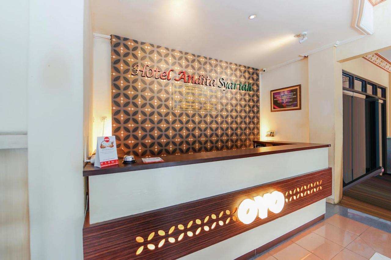 Oyo 231 Hotel Andita Syariah Surabaya Dış mekan fotoğraf