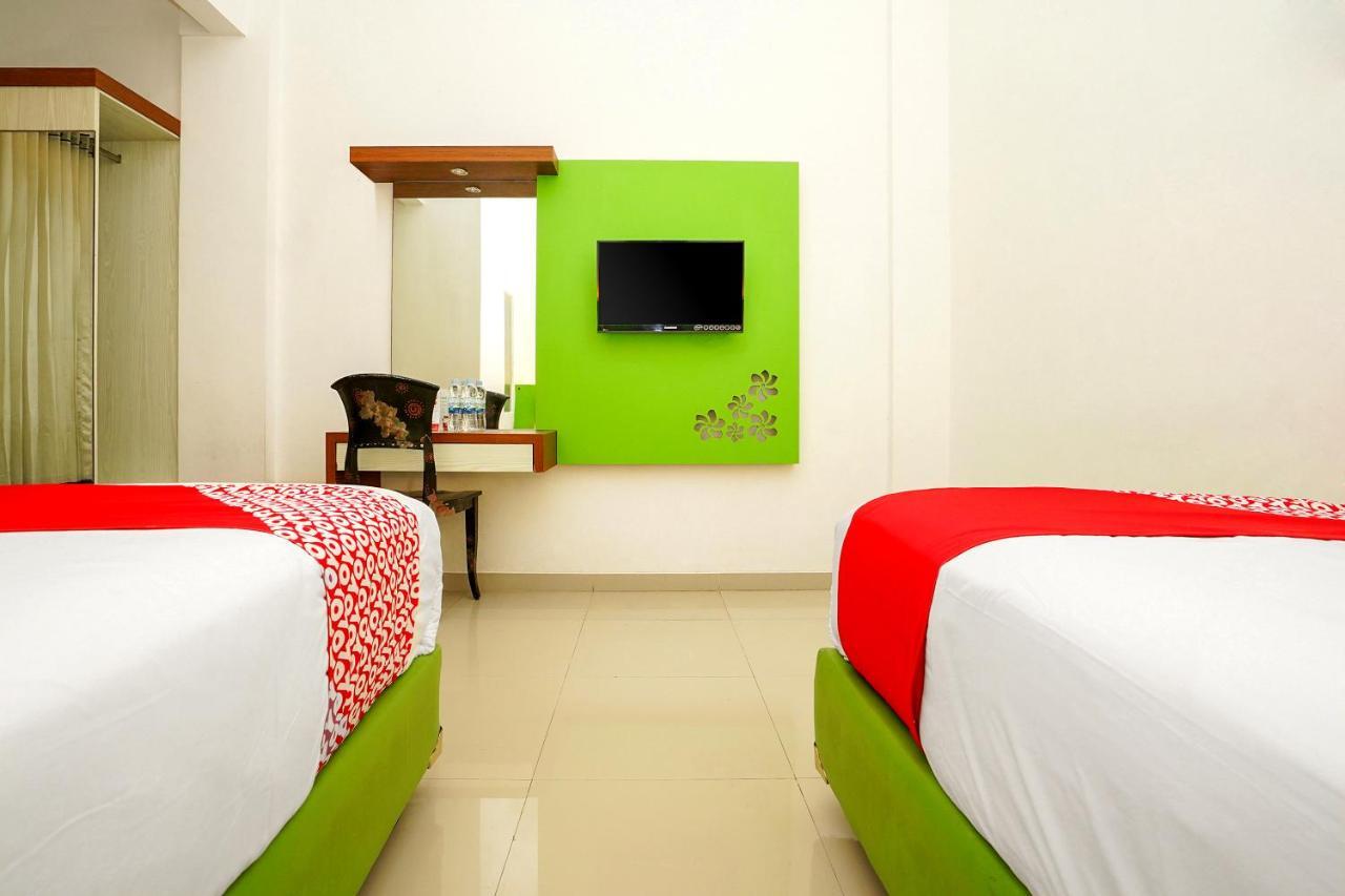 Oyo 231 Hotel Andita Syariah Surabaya Dış mekan fotoğraf
