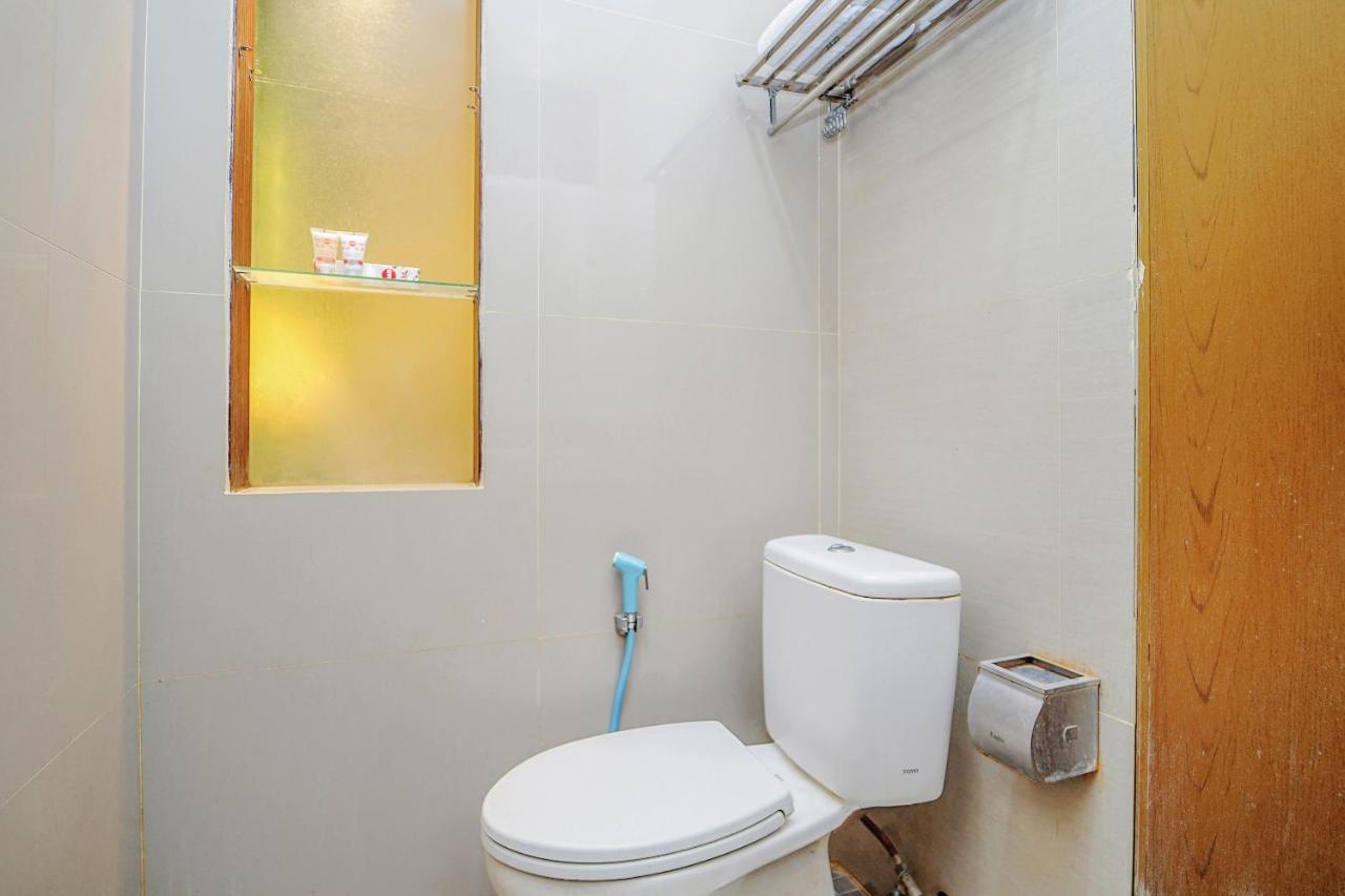 Oyo 231 Hotel Andita Syariah Surabaya Dış mekan fotoğraf